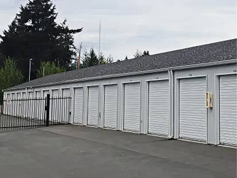 mini storage units Oak Harbor